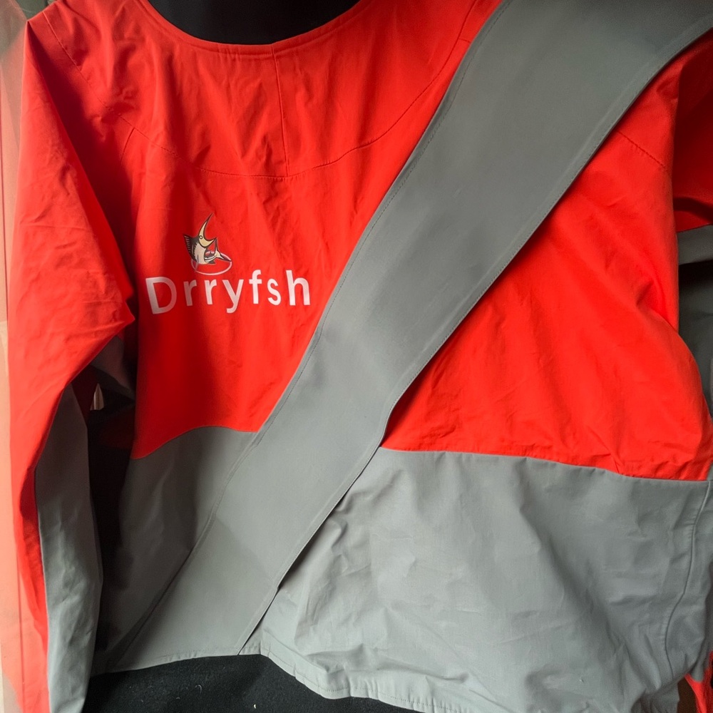 3XL Jacket with Red and Gray Interior